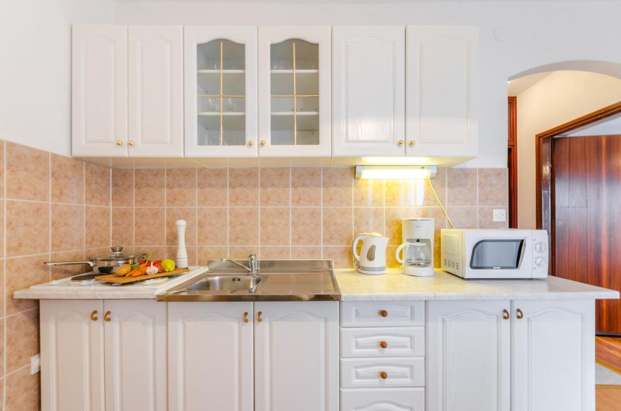 Apartmani Suncica Selce Ngoại thất bức ảnh