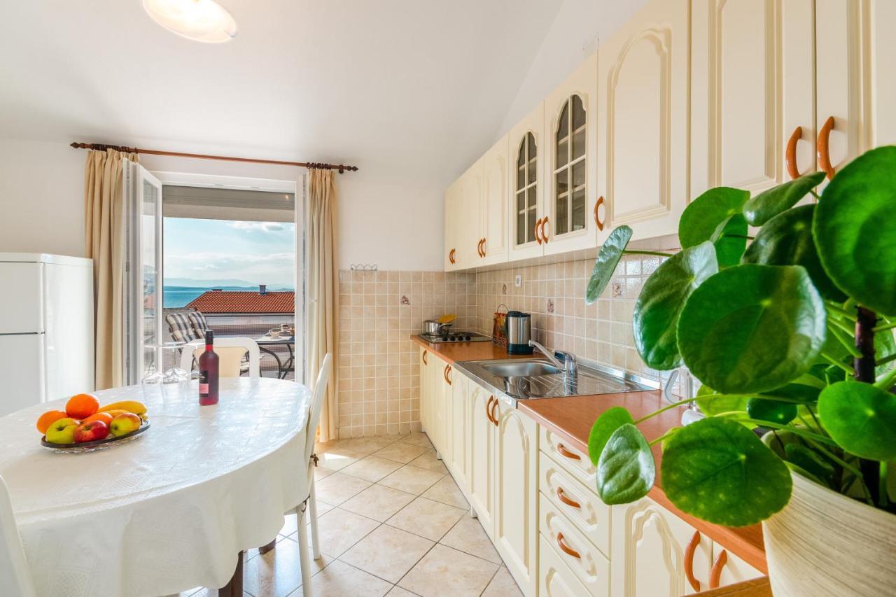 Apartmani Suncica Selce Ngoại thất bức ảnh
